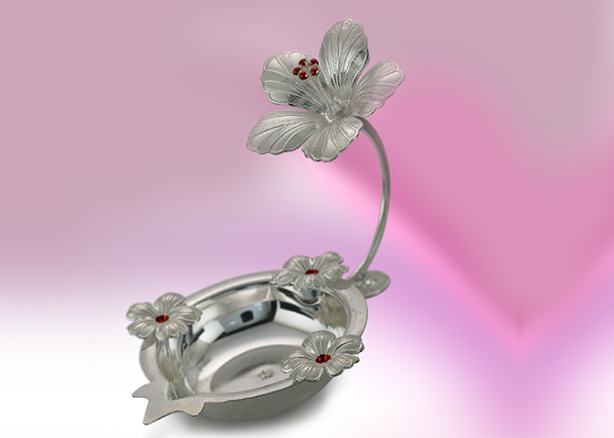 Silver Diya - Flower Engraved - 925 Silver Diya – SilverStore.in