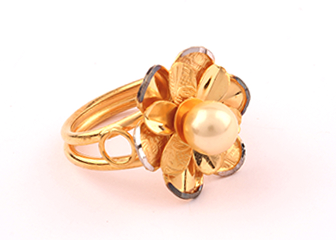 dc jewels Princess Crown Beautiful Ring for Women & Girls (Rose Gold, 6.0)  : Amazon.in: Fashion